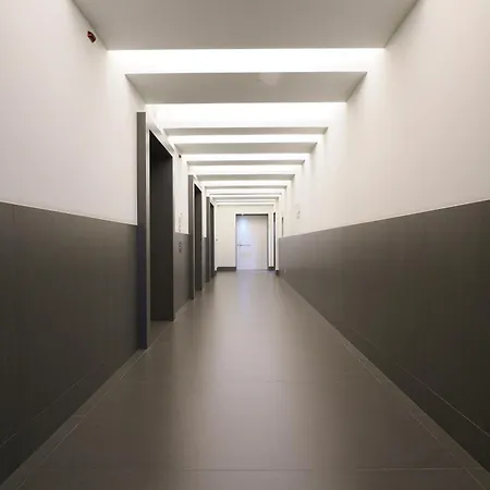 Elegant & Spacious In Solaria - View 公寓