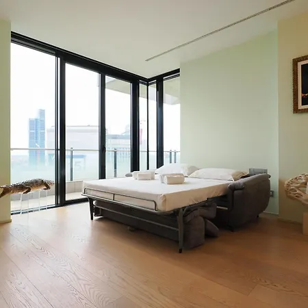 Elegant & Spacious In Solaria - View 公寓