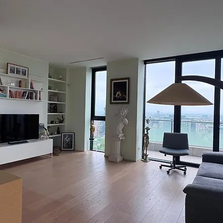 公寓 Elegant & Spacious In Solaria - View