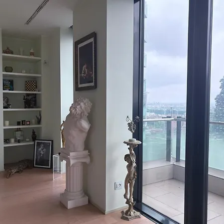 公寓 Elegant & Spacious In Solaria - View *